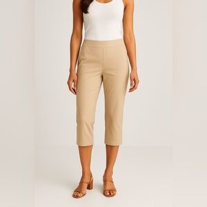 NWT Chico's So Slimming Brigitte Slim Leg Capri Crop in Basic Sand Tan Size 4
